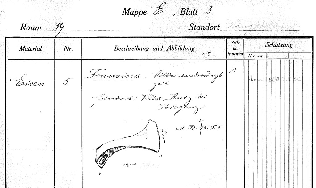 Inventareintrag einer Franziska (Waffe) aus Bregenz mit Zeichnung und Dokumentation im Waffeninventar des Vorarlberger Landesmuseums.